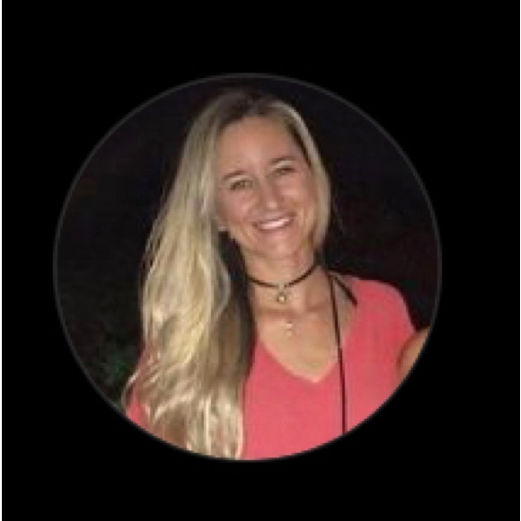 Meet your Posher, Ash - Picture 1 of 2